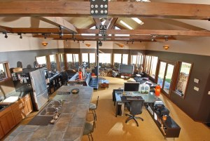 Silohome surface open room and access to stairwell entrance